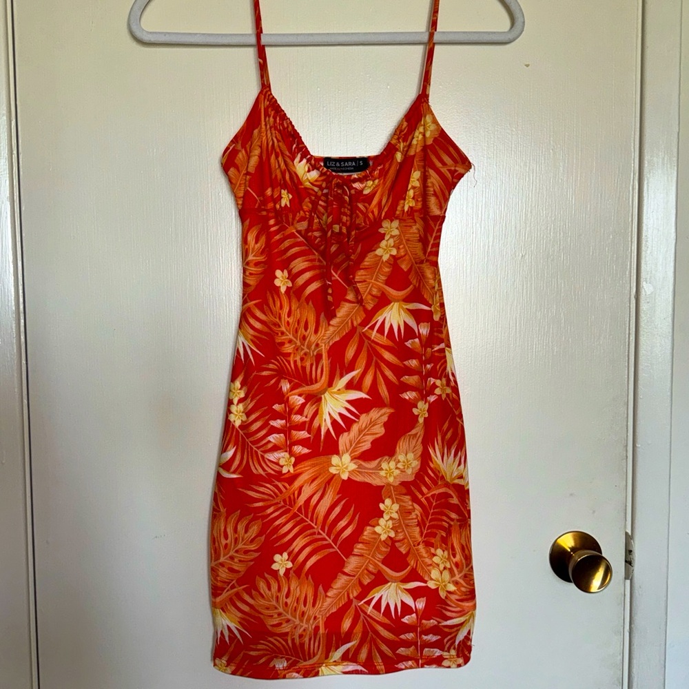 Tropical floral mini dress 🧡❤️